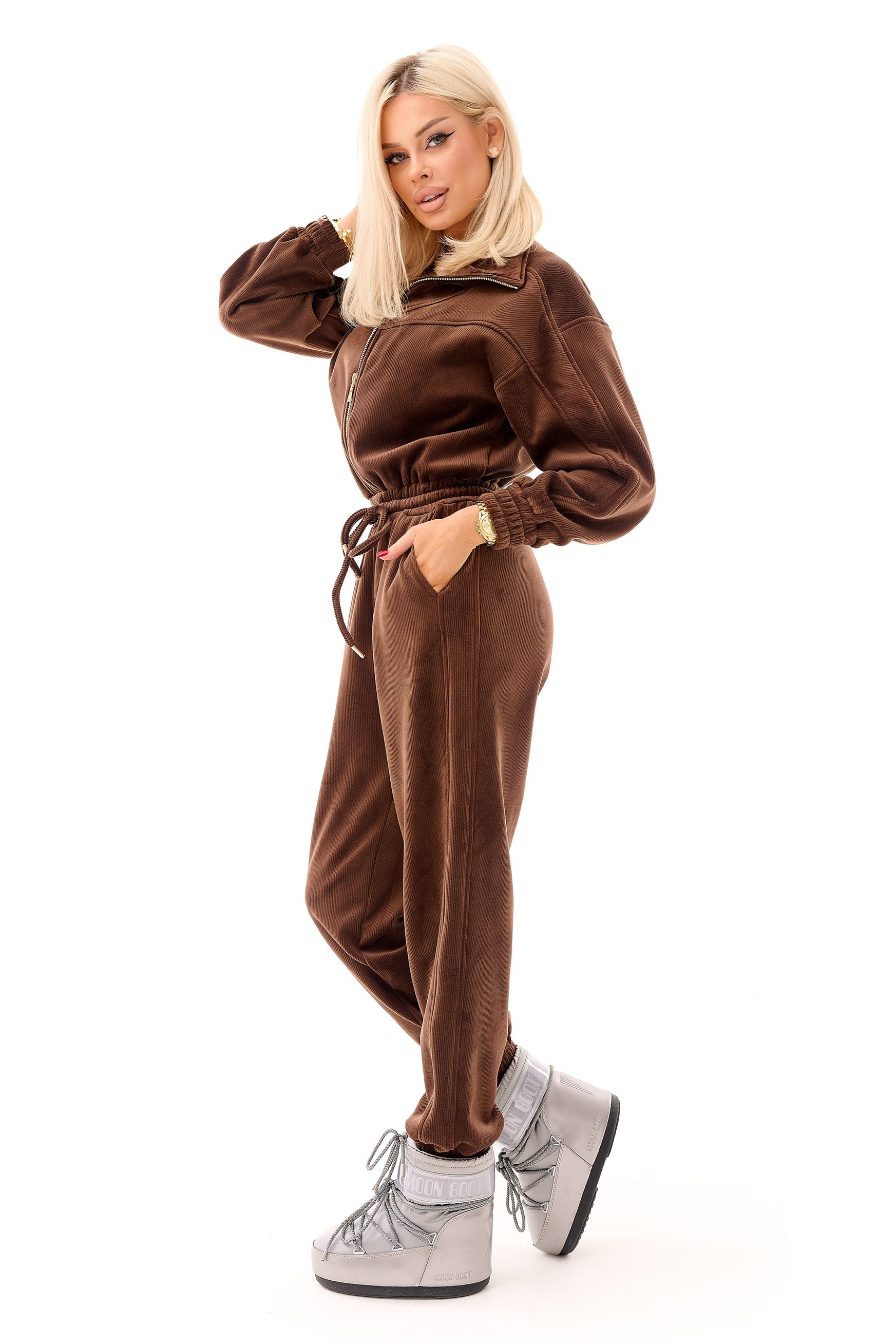 Теплий велюровий комбінезон SAMPLE SALE шоколадний