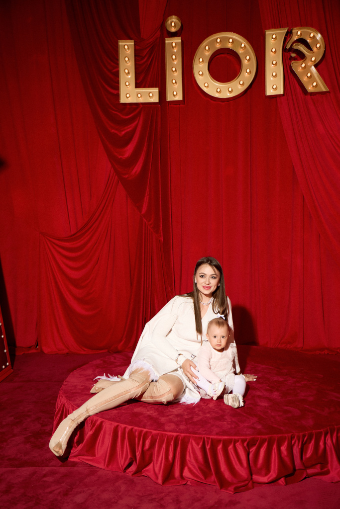 LIOR-363.jpg
