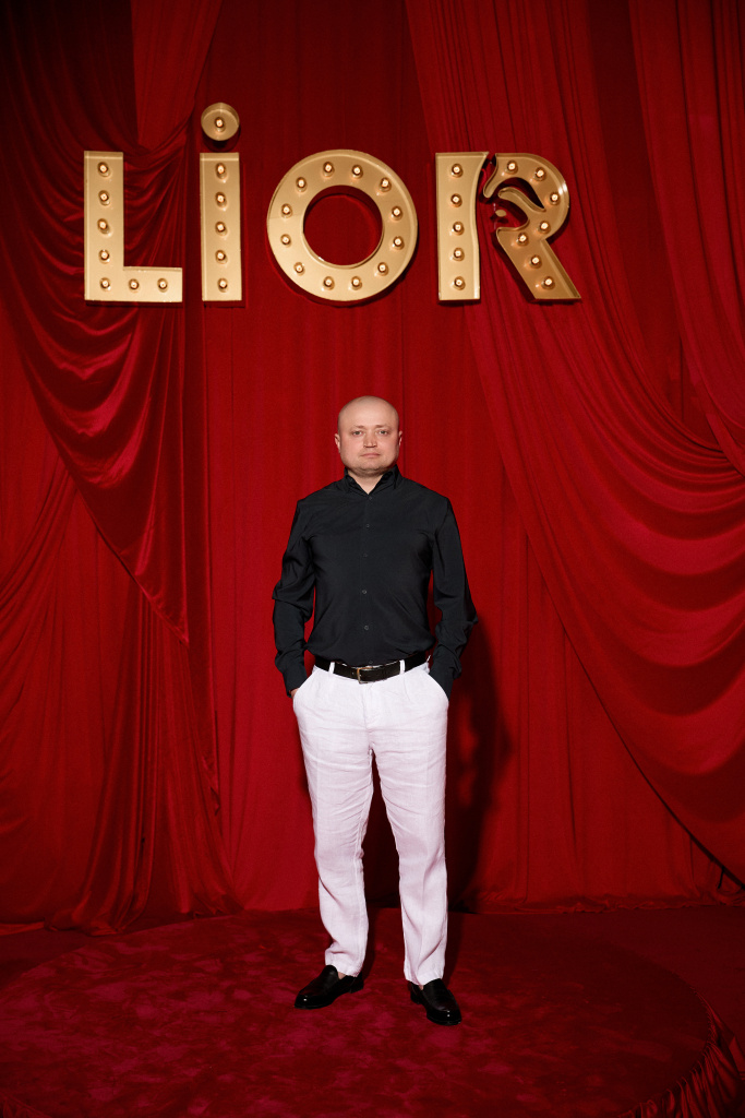 LIOR-482.jpg