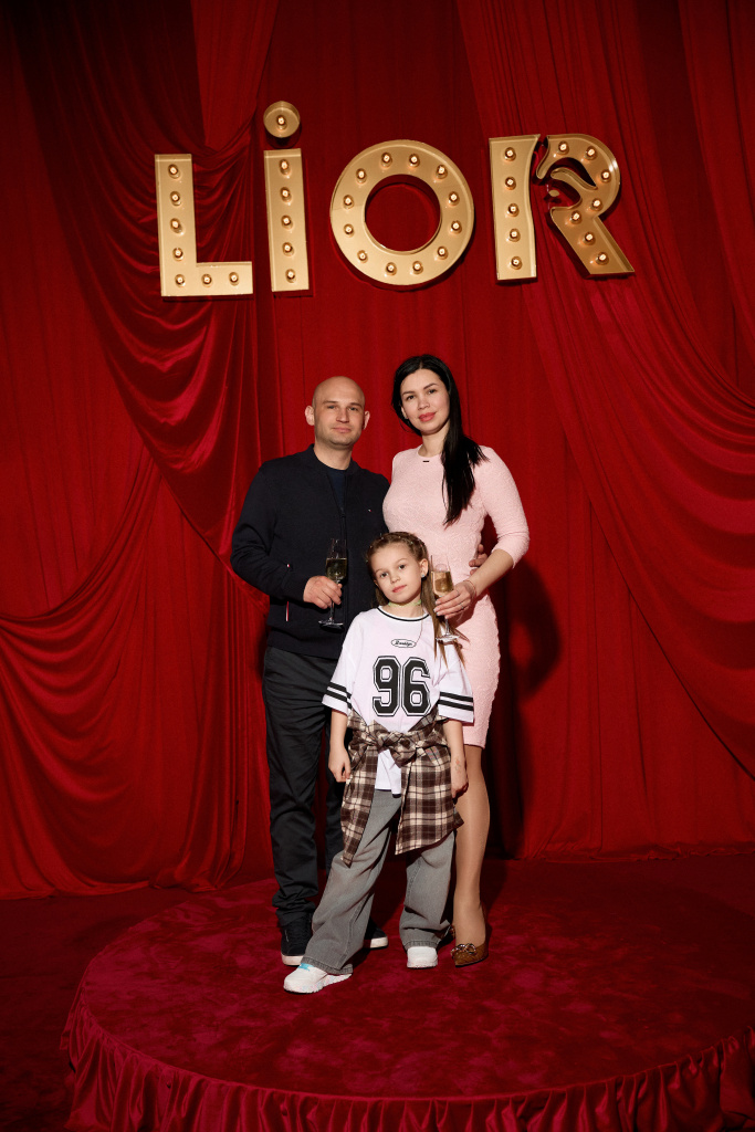 LIOR-480.jpg
