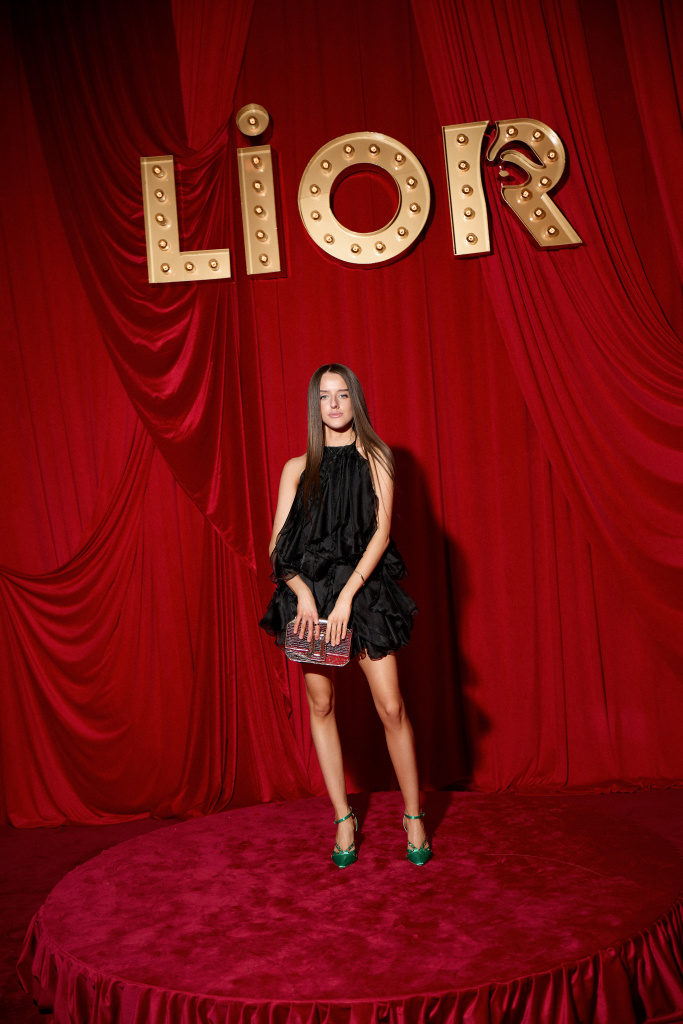 LIOR-1946.jpg