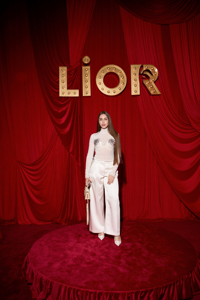 LIOR-1928.jpg